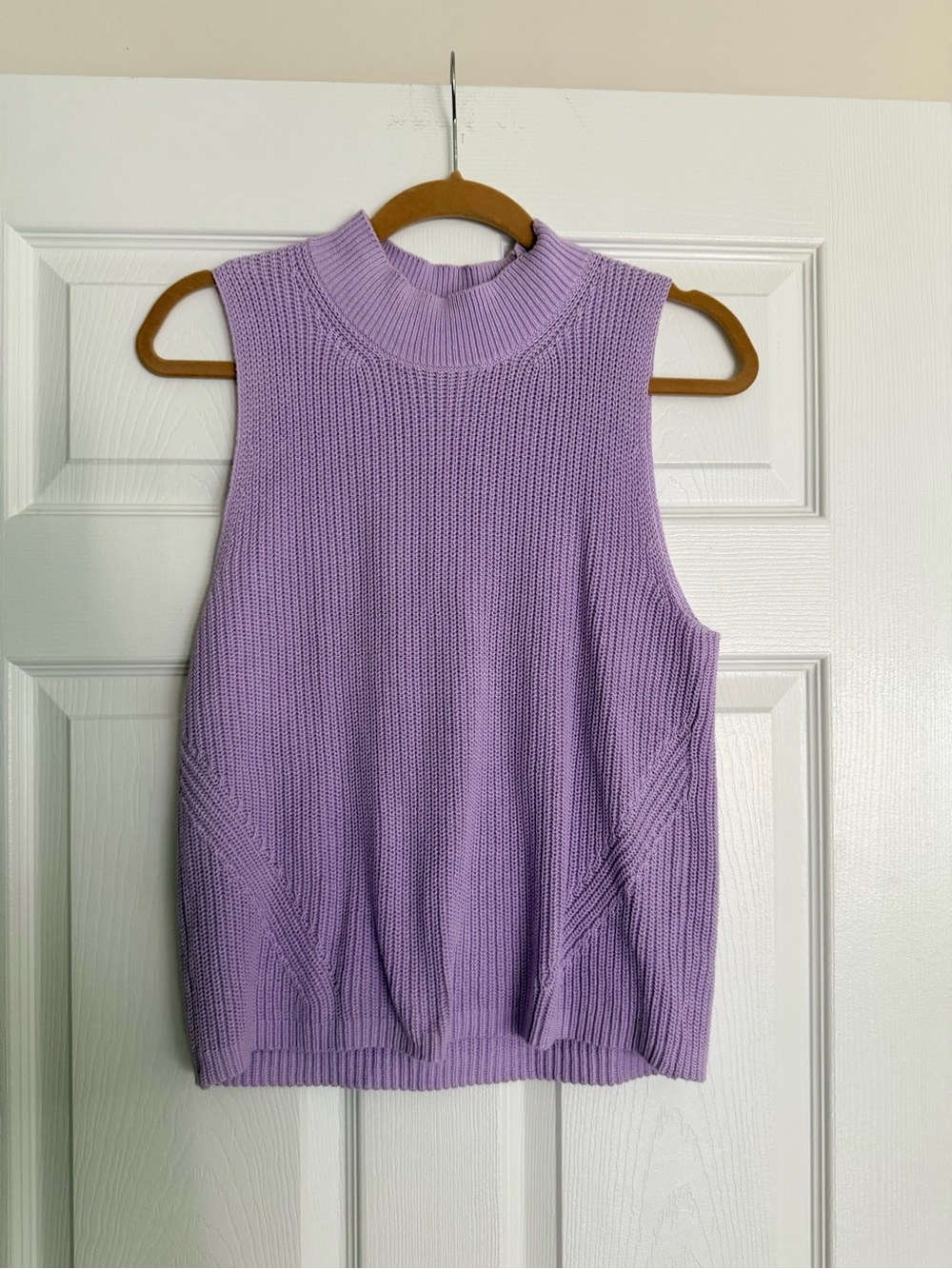 LOFT Lilac Sleeveless Mock Neck Knit Top - L - worn once!